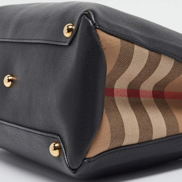 Pre Owned Burberry Black/Beige Leather and House Check Fabric Medium Banner Tote