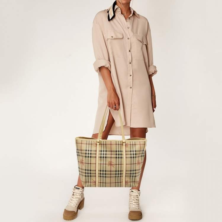 Pre Owned Burberry Light Yellow/Beige Haymarket PVC and Patent Leather Open Tote