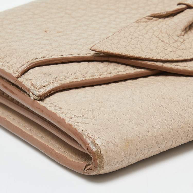 Pre Owned Burberry Beige Leather Bow Continental Wallet