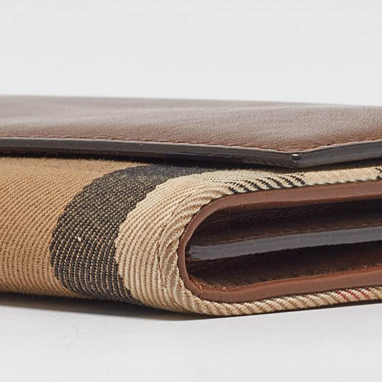 Pre Owned Burberry Brown/Beige House Check Canvas and Leather Flap Continental Wallet