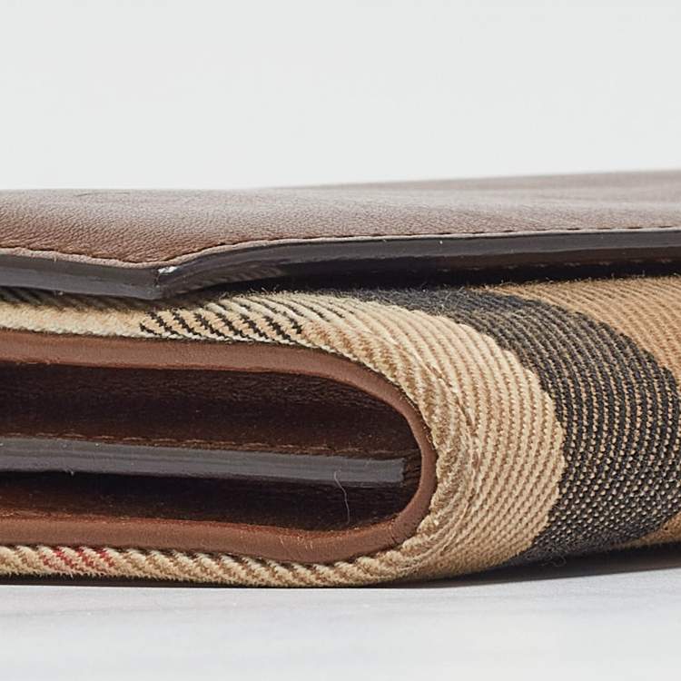 Pre Owned Burberry Brown/Beige House Check Canvas and Leather Flap Continental Wallet