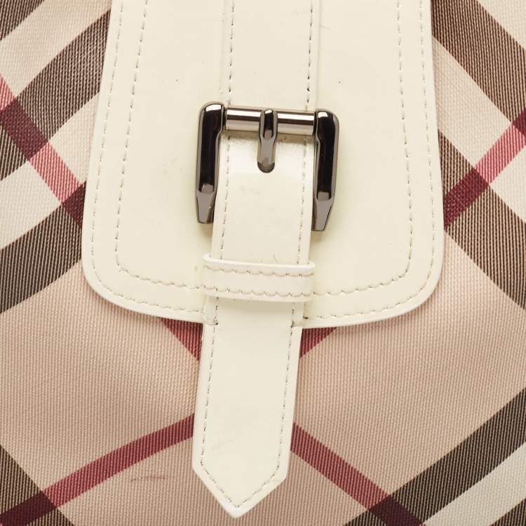 Pre Owned Burberry White/Beige Nova Check PVC and Patent Leather Brooke Hobo