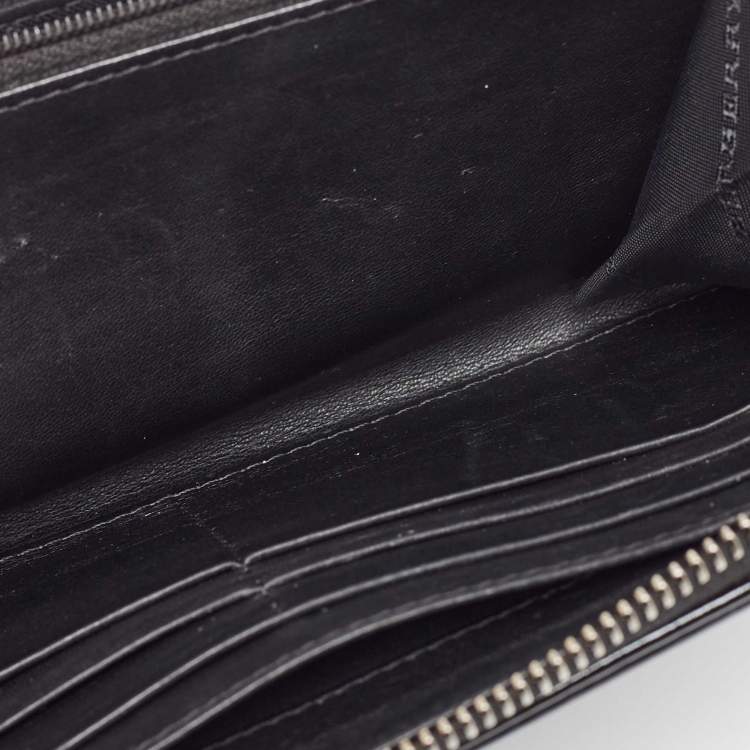 Pre Owned Burberry Black House Check Embossed Patent Leather Zip Continental Wallet