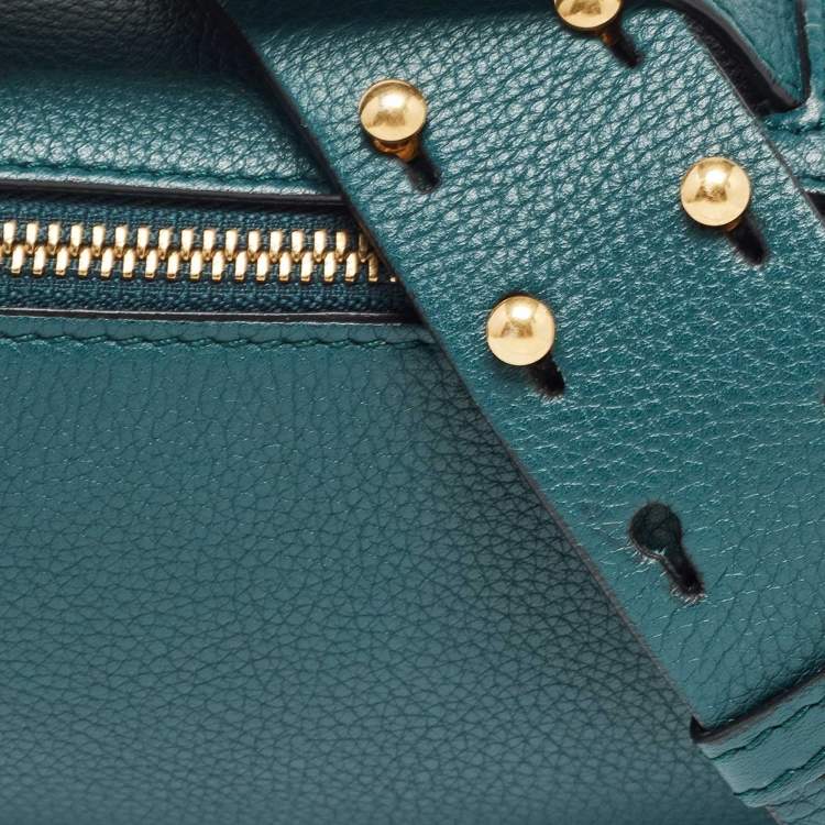 Pre Owned Burberry Green Leather Barrel Bag