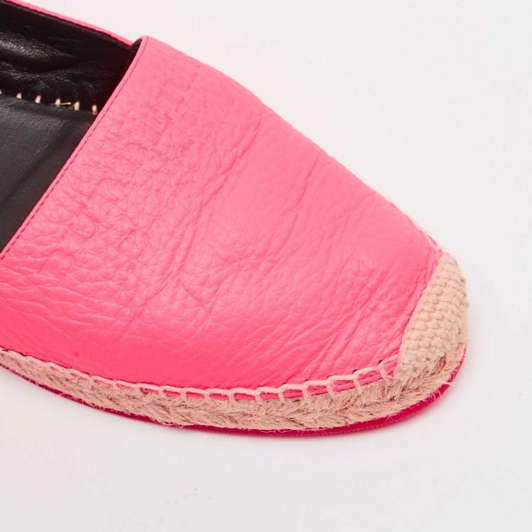 Pre Owned Burberry Neon Pink Leather Hodgeson Logo Slip On Espadrilles Size 39