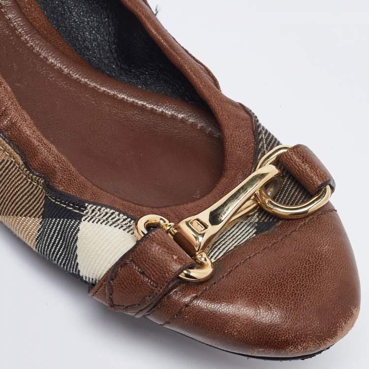 Pre Owned Burberry Brown Nova Check Fabric and Leather Buckle Detail Scrunch Ballet Flats Size 36.5
