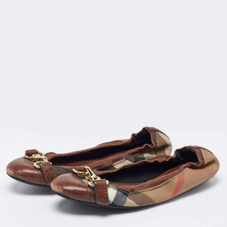 Pre Owned Burberry Brown Nova Check Fabric and Leather Buckle Detail Scrunch Ballet Flats Size 36.5