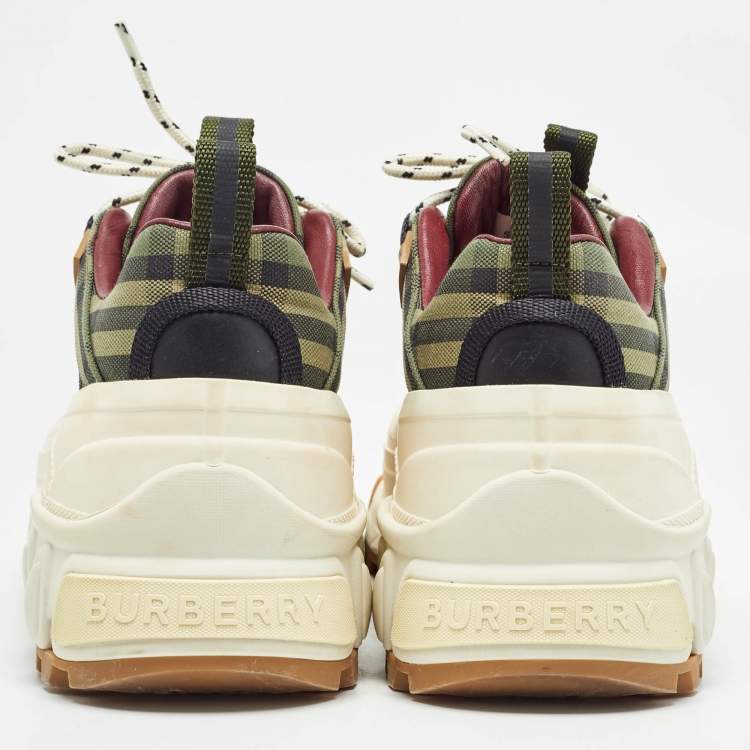 Pre Owned Burberry Green Canvas and Rubber Arthur Lace Up Sneakers Size 41