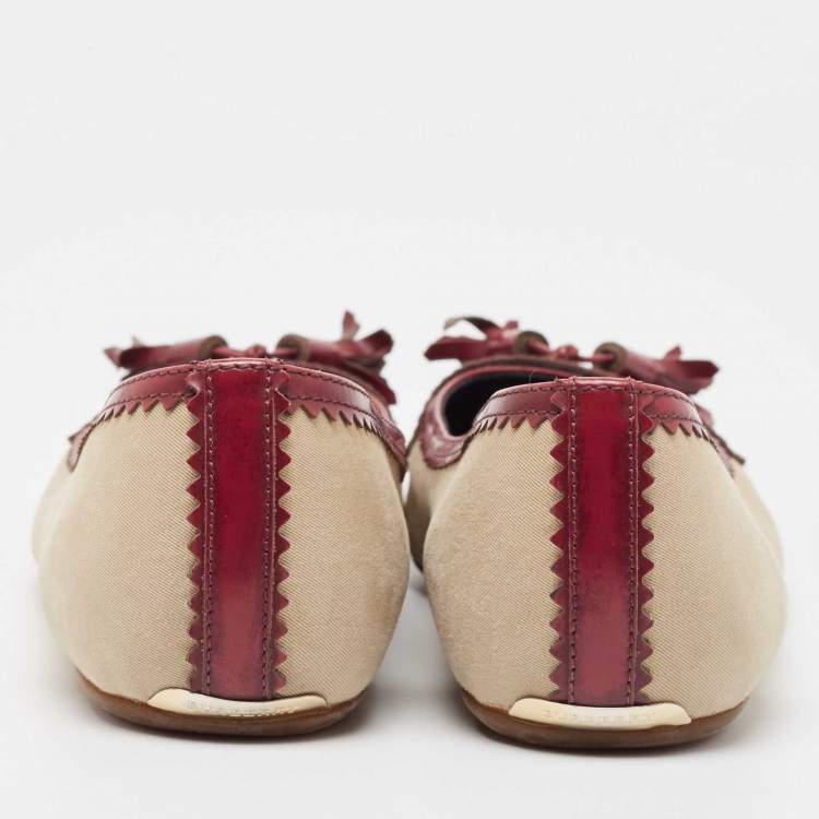 Pre Owned Burberry Beige/Burgundy Fabric and Leather Tassel Bow Ballet Flats Size 38.5