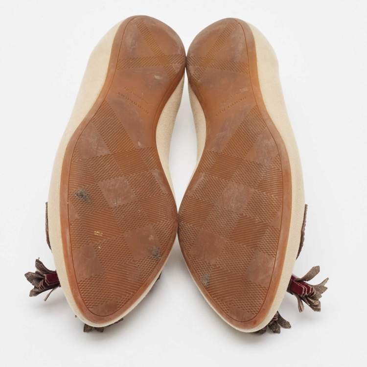 Pre Owned Burberry Beige/Burgundy Fabric and Leather Tassel Bow Ballet Flats Size 38.5