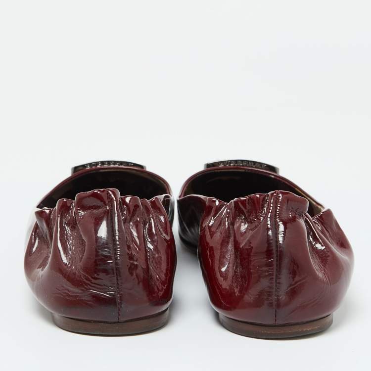 Pre Owned Burberry Burgundy Patent Leather Scrunch Ballet Flats Size 40