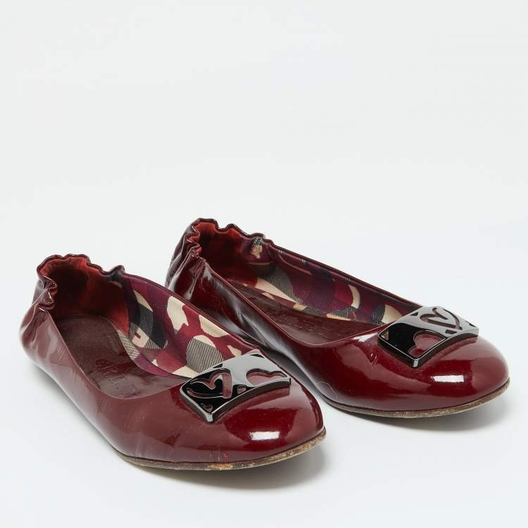 Pre Owned Burberry Burgundy Patent Leather Scrunch Ballet Flats Size 40