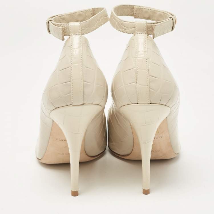 Pre Owned Burberry Cream Croc Embossed Leather Wiltkin Pumps Size 39