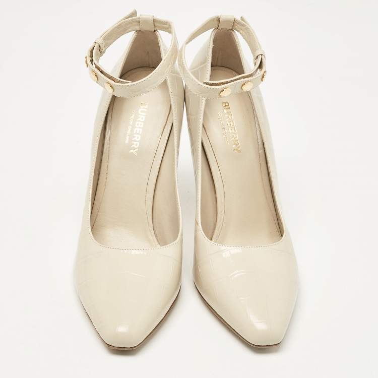 Pre Owned Burberry Cream Croc Embossed Leather Wiltkin Pumps Size 39