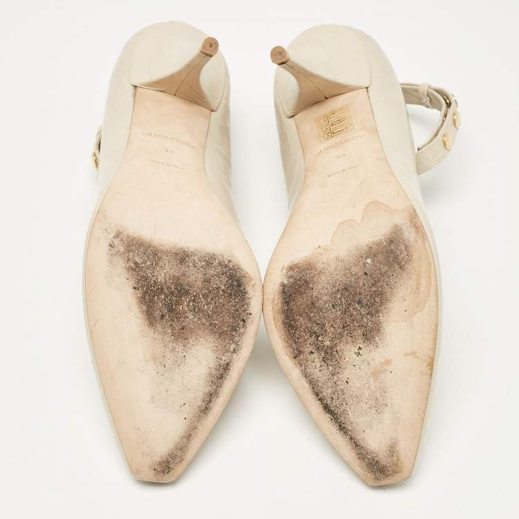 Pre Owned Burberry Cream Croc Embossed Leather Wiltkin Pumps Size 39