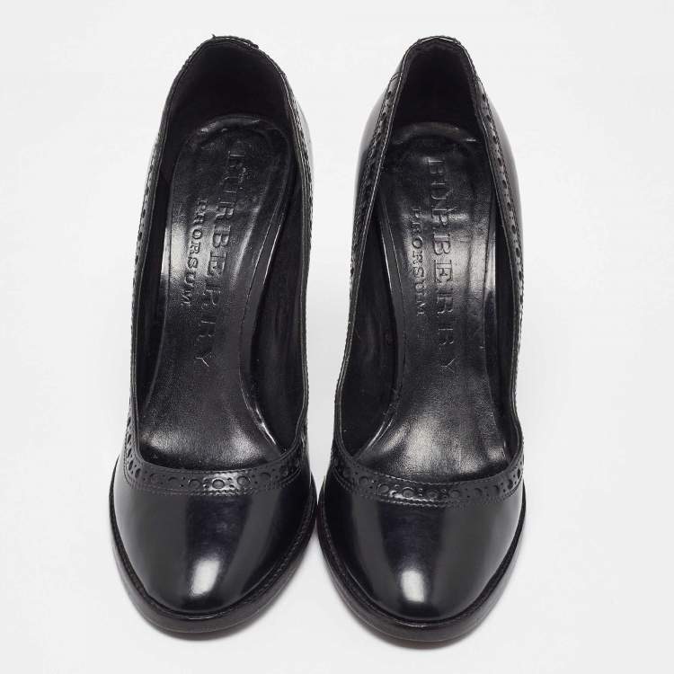 Pre Owned Burberry Black Leather Brogue Pumps Size 39