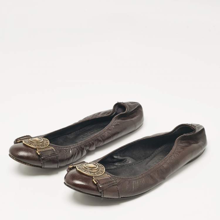Pre Owned Burberry Dark Brown Leather Buckle Detail Scrunch Ballet Flats Size 39