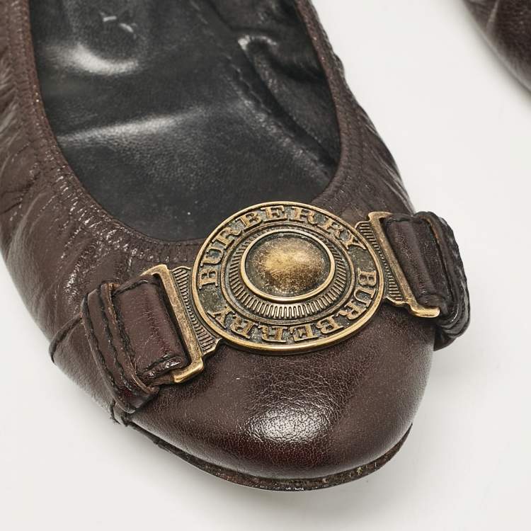 Pre Owned Burberry Dark Brown Leather Buckle Detail Scrunch Ballet Flats Size 39