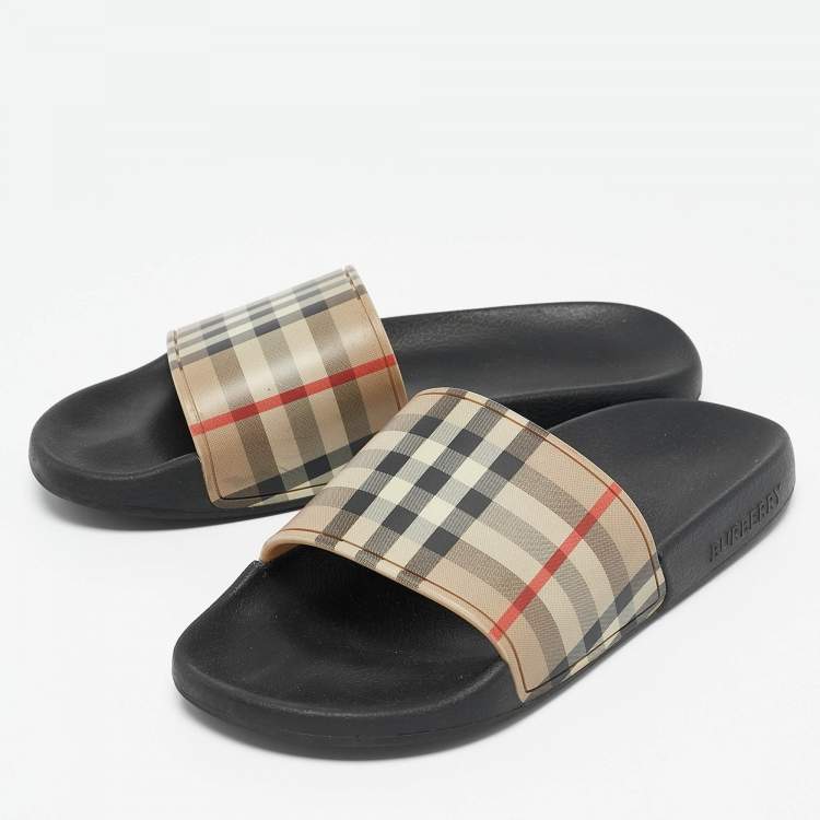 Pre Owned Burberry Beige/Brown Check Rubber Pool Slides Size 35