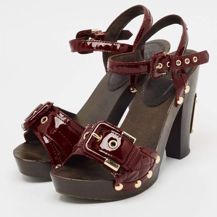 Pre Owned Burberry Burgundy Quilted Patent Leather Buckle Detail Platform Slingback Sandals Size 38