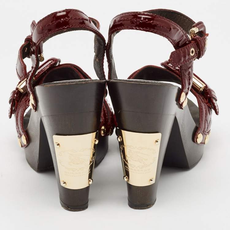 Pre Owned Burberry Burgundy Quilted Patent Leather Buckle Detail Platform Slingback Sandals Size 38
