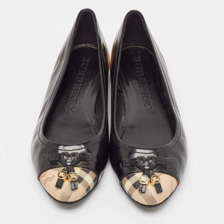 Pre Owned Burberry Black Patent Leather and Coated Canvas Ballet Flats Size 38
