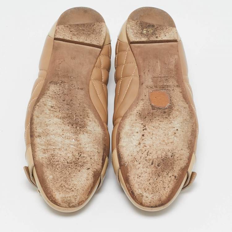 Pre Owned Burberry Beige Quilted Patent and Leather Avon Ballet Flats Size 37