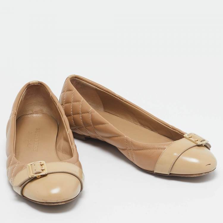 Pre Owned Burberry Beige Quilted Patent and Leather Avon Ballet Flats Size 37