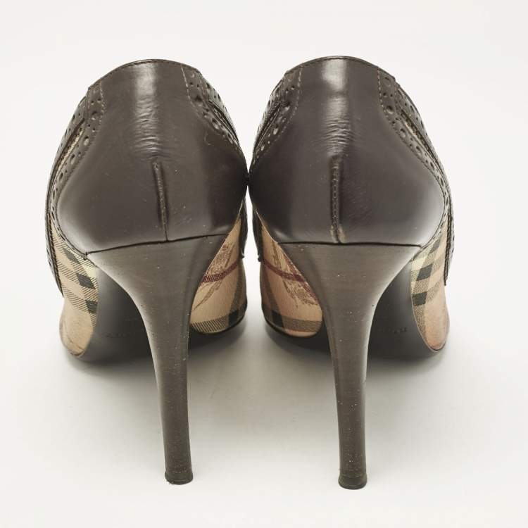 Pre Owned Burberry Beige/Brown Check Canvas and Brogue Leather Peep Toe Pumps Size 38