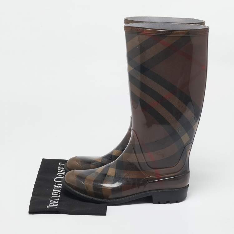 Pre Owned Burberry Brown Nova Check Rubber Rain Boots Size 40
