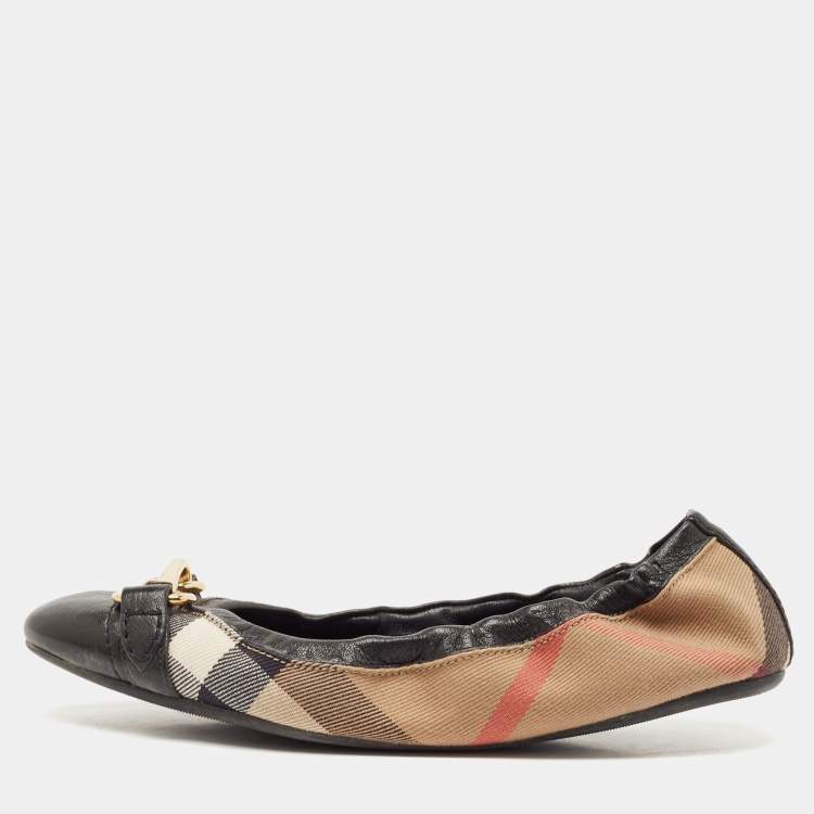 Pre Owned Burberry Black/Beige House Check Canvas and Leather Scrunch Buckle Ballet Flats Size 37.5