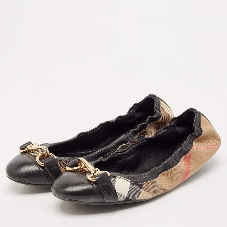 Pre Owned Burberry Black/Beige House Check Canvas and Leather Scrunch Buckle Ballet Flats Size 37.5