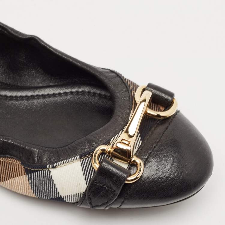 Pre Owned Burberry Black/Beige House Check Canvas and Leather Scrunch Buckle Ballet Flats Size 37.5