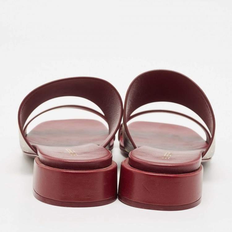 مملوكة مسبقًا Burberry Burgundy Leather Flat Slides Size 40