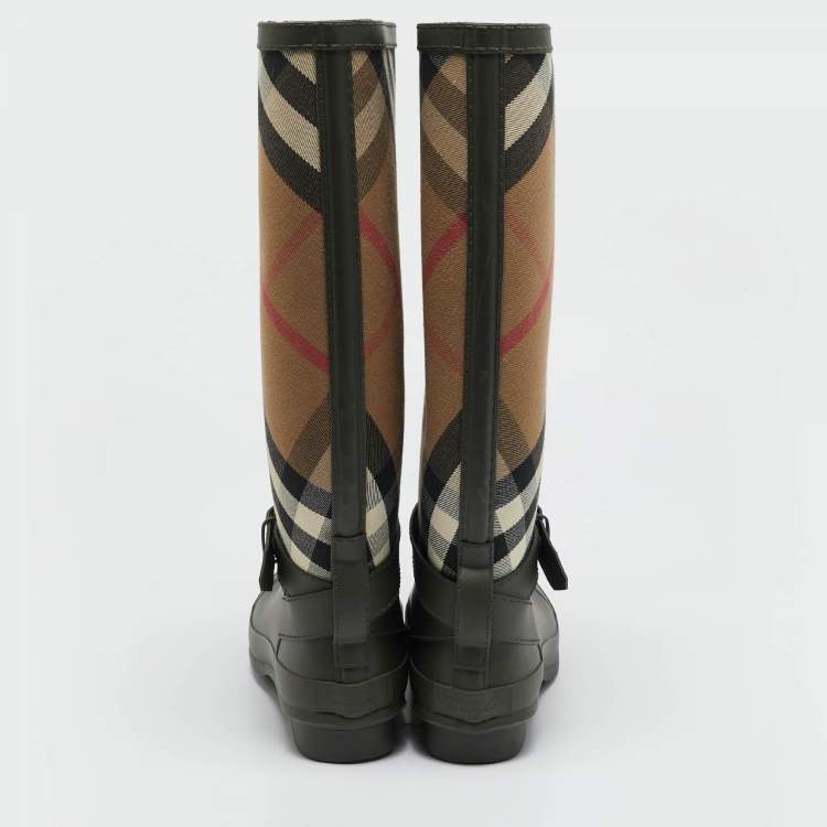 Pre Owned Burberry Green/Beige Rubber and Vintage Check Canvas Simeon Rain Boots Size 41