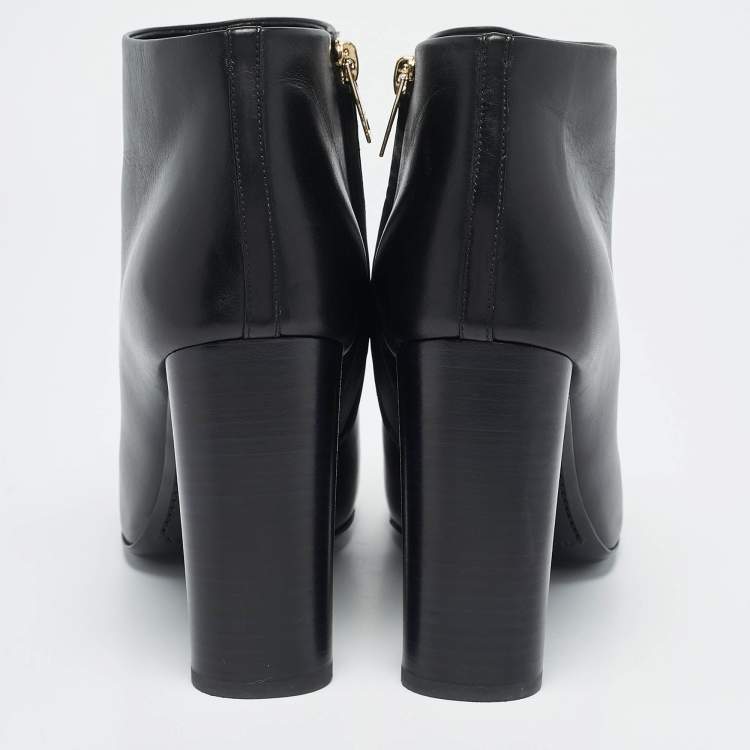 Pre Owned Burberry Black Leather Equestrian Kennard Ankle Length Boots Size 39.5
