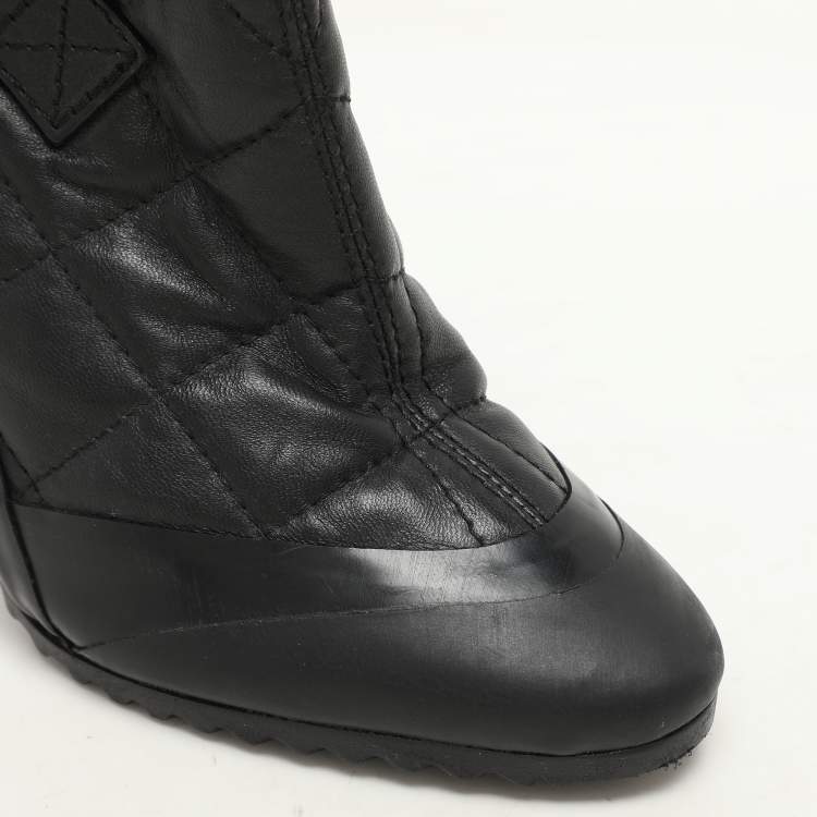 Pre Owned Burberry Black Quilted Leather Brit Beverly Ankle Booties Size 37