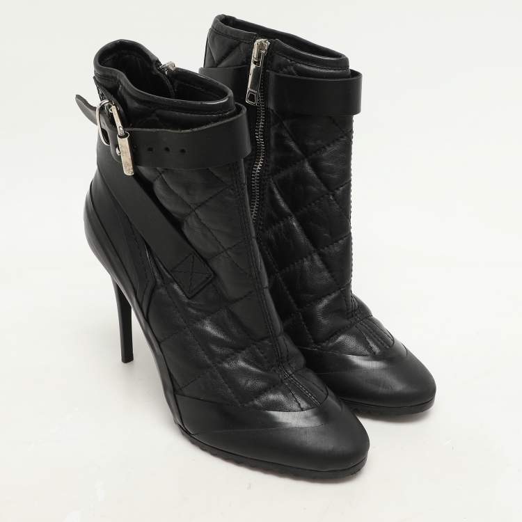 Pre Owned Burberry Black Quilted Leather Brit Beverly Ankle Booties Size 37