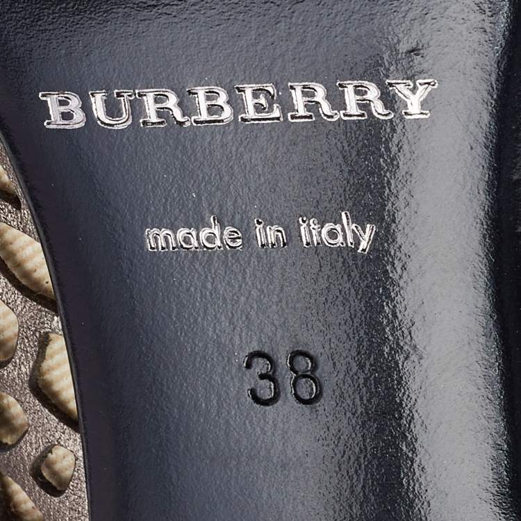 Pre Owned Burberry Metallic Grey Laser Cut Leather And Nova Check Pointed Toe Pumps Size 38
