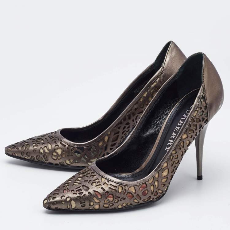 Pre Owned Burberry Metallic Grey Laser Cut Leather And Nova Check Pointed Toe Pumps Size 38