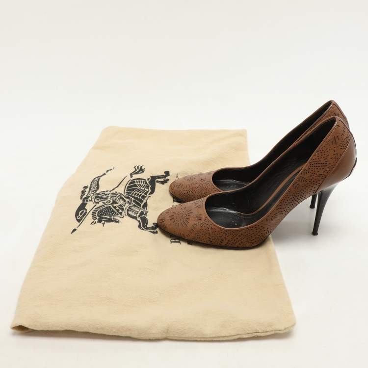 Pre Owned Burberry Brown Leather Laser Cut Pumps Size 39
