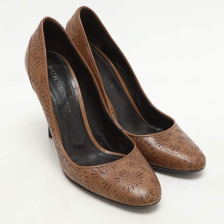 Pre Owned Burberry Brown Leather Laser Cut Pumps Size 39
