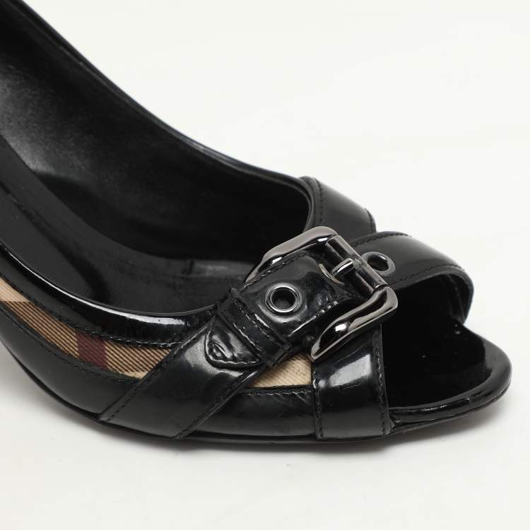Pre Owned Burberry Black/Beige Patent Leather and Nova Check Coated Canvas Buckle Peep Toe Pumps Size 37