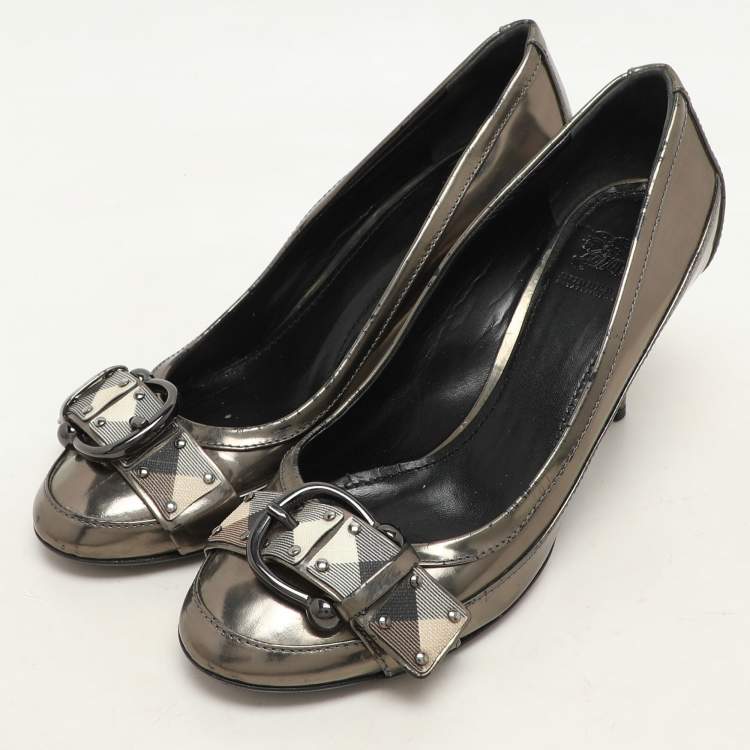 Pre Owned Burberry Metallic Leather and Check Coated Canvas Buckle Embellished Pumps Size 38