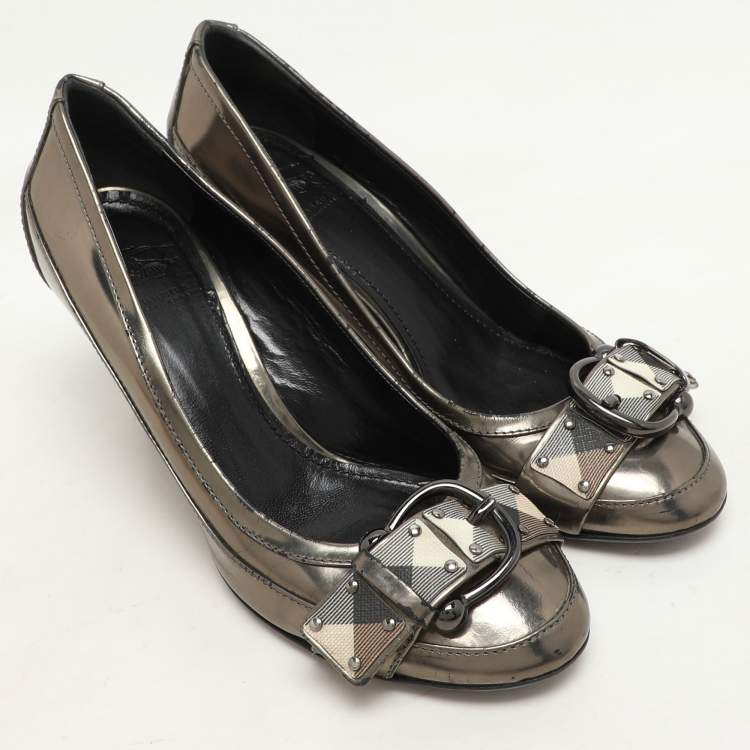 Pre Owned Burberry Metallic Leather and Check Coated Canvas Buckle Embellished Pumps Size 38