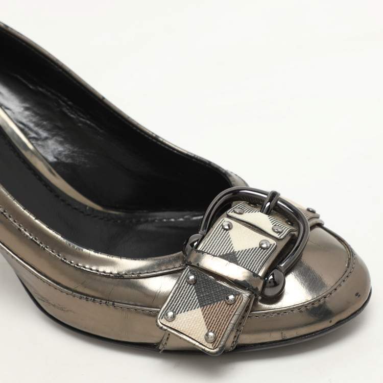 Pre Owned Burberry Metallic Leather and Check Coated Canvas Buckle Embellished Pumps Size 38