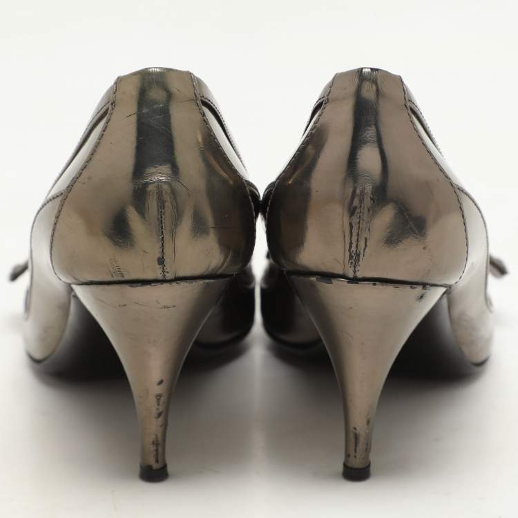 Pre Owned Burberry Metallic Leather and Check Coated Canvas Buckle Embellished Pumps Size 38
