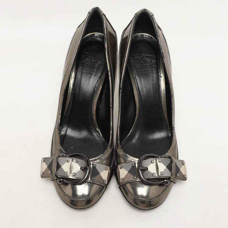 Pre Owned Burberry Metallic Leather and Check Coated Canvas Buckle Embellished Pumps Size 38