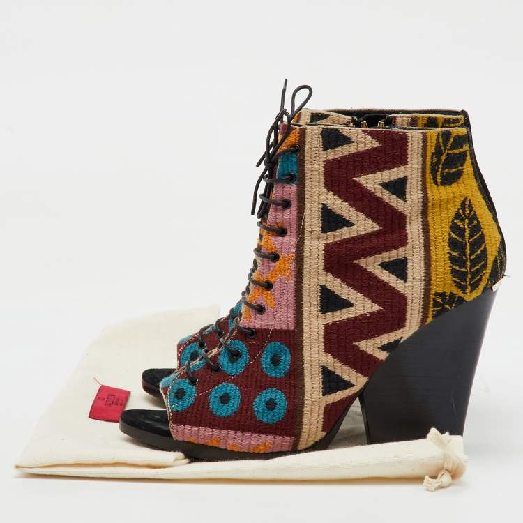 Pre Owned Burberry Multicolor Canvas Virginia Tapestry Printed Lace Up Ankle Length Boots Size 39