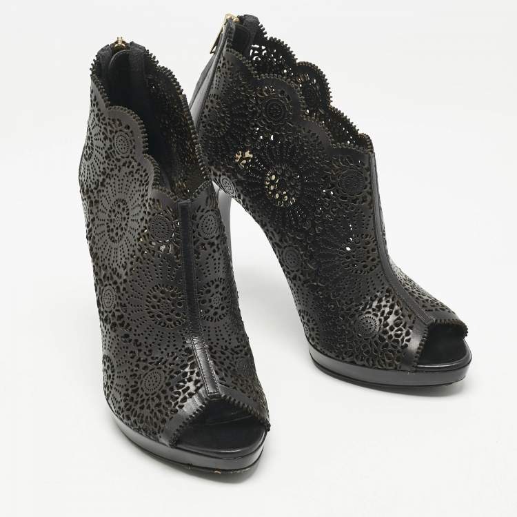 Pre Owned Burberry Black Laser Cut Leather Caythorpe Ankle Booties Size 39